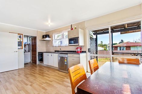Photo of property in 8 Lympne Lane, Mangere, Auckland, 2022