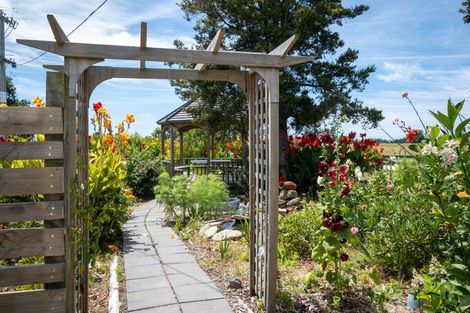 Photo of property in 104 Ferry Road, Clive, 4102