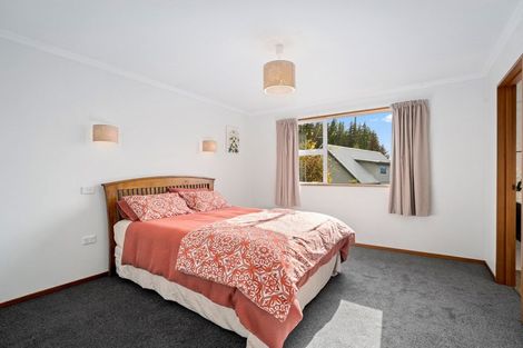 Photo of property in 66 Bills Way, Wanaka, 9305