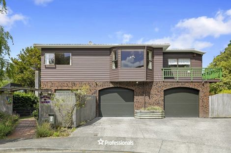 Photo of property in 2 Lady Bell Grove, Lowry Bay, Lower Hutt, 5013