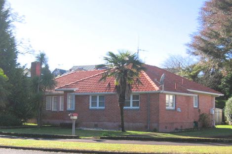 Photo of property in 2 Galway Avenue, Hamilton East, Hamilton, 3216