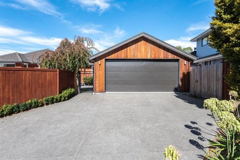 Photo of property in 27 Beatrice Place, Avonhead, Christchurch, 8042