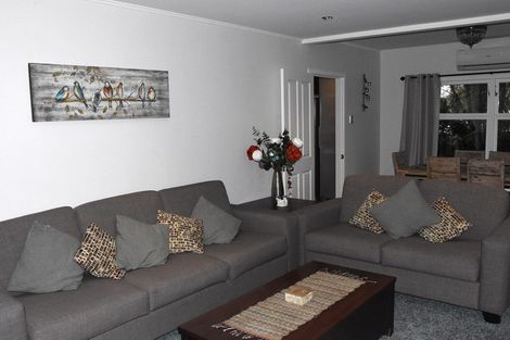 Photo of property in 1/24 Rodney Street, Howick, Auckland, 2014