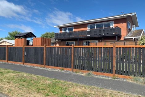 Photo of property in 16 Philomel Street, North New Brighton, Christchurch, 8083