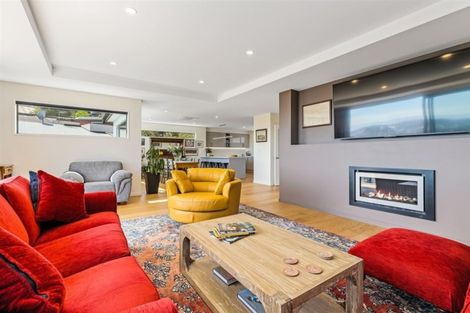 Photo of property in 28 Woodlau Rise, Huntsbury, Christchurch, 8022