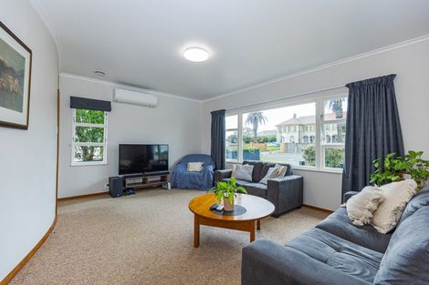 Photo of property in 68 Purnell Street, College Estate, Whanganui, 4500