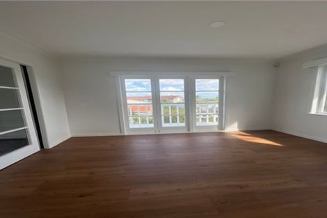 Photo of property in 31 Grassways Avenue, Pakuranga, Auckland, 2010