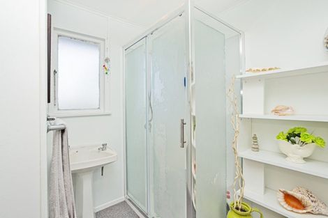 Photo of property in 92 Scott Street, Strathern, Invercargill, 9812