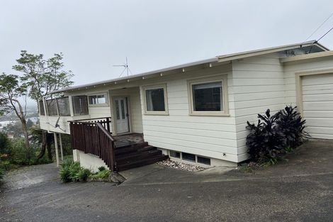 Photo of property in 58 Chivalry Road, Glenfield, Auckland, 0629