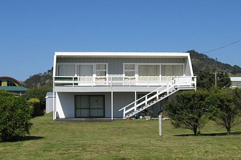 Photo of property in 132 Captain Cook Road, Cooks Beach, Whitianga, 3591