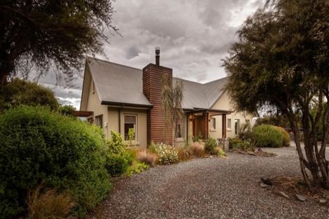 Photo of property in 916 Aubrey Road, Albert Town, Wanaka, 9305