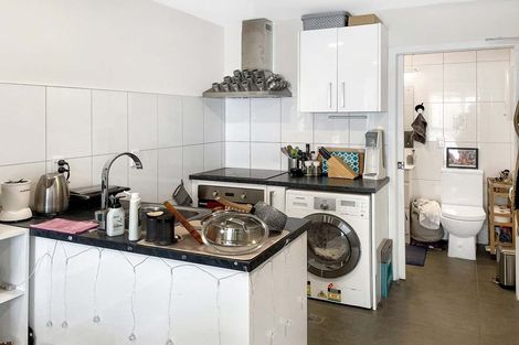 Photo of property in 1/2 Palmer Street, Aro Valley, Wellington, 6011