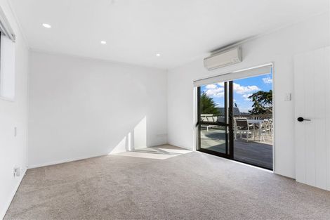 Photo of property in 7 Vipond Road, Stanmore Bay, Whangaparaoa, 0932