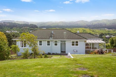 Photo of property in 36 Handyside Street, Tawa, Wellington, 5028