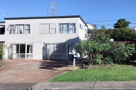 Photo of property in 41 Tiroroa Avenue, Te Atatu South, Auckland, 0610