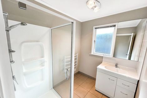 Photo of property in 134 Sunset Road, Unsworth Heights, Auckland, 0632
