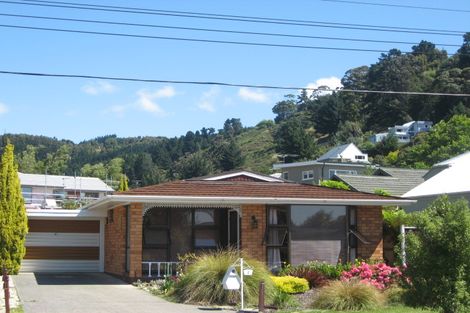 Photo of property in 2a Leonard Place, Saint Martins, Christchurch, 8022