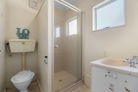 Photo of property in 18 Brocas Avenue, Hillcrest, Hamilton, 3216