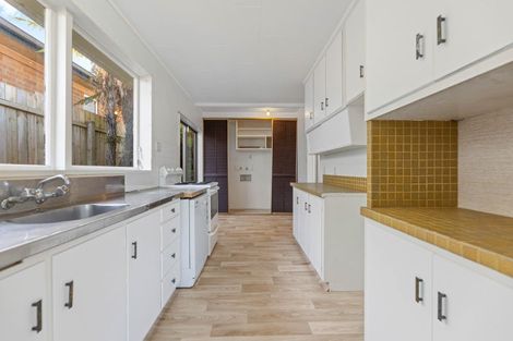 Photo of property in 13 Beachman Grove, Hilltop, Taupo, 3330