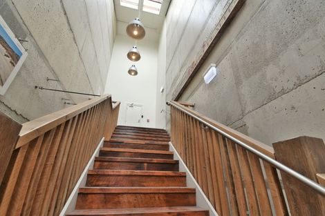 Photo of property in 37 Dowling Street, Dunedin Central, Dunedin, 9016