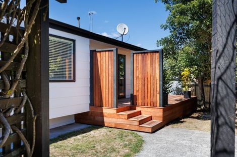 Photo of property in 10 Dahlstrom Grove, Kelvin Grove, Palmerston North, 4414