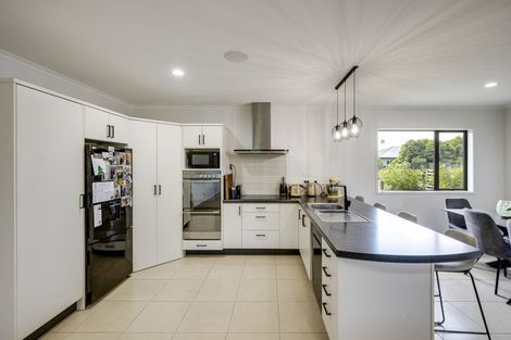 Photo of property in 3 Waitaha Place, Clive, 4102