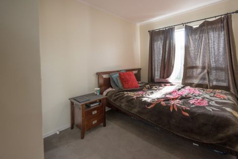 Photo of property in 5 Sherpa Place, Massey, Auckland, 0614