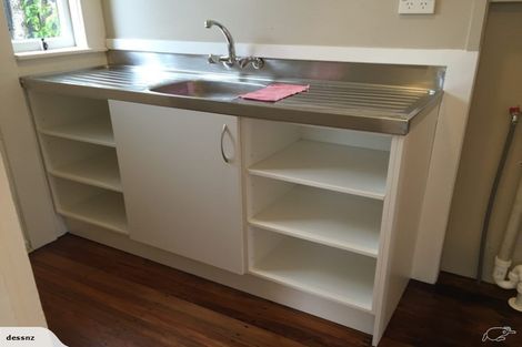 Photo of property in 12b Lewis Street, Blockhouse Bay, Auckland, 0600