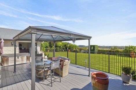 Photo of property in 25 Hanawera Ridge Road, Manakau, Otaki, 5583