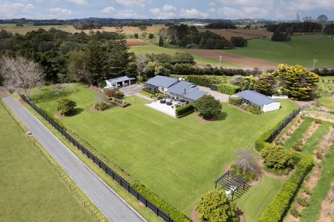Photo of property in 1402 Glenbrook Road, Glenbrook, Waiuku, 2681