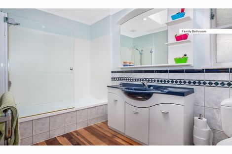 Photo of property in 10 Faris Crescent, Wainuiomata, Lower Hutt, 5014