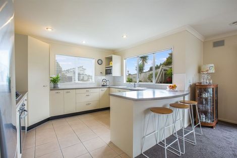 Photo of property in 3 Routeburn Avenue, Aotea, Porirua, 5024