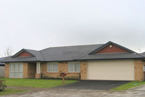 Photo of property in 23 Caltra Place, East Tamaki, Auckland, 2016