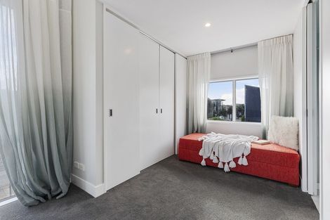 Photo of property in 6 Boardwalk Lane, Seatoun, Wellington, 6022