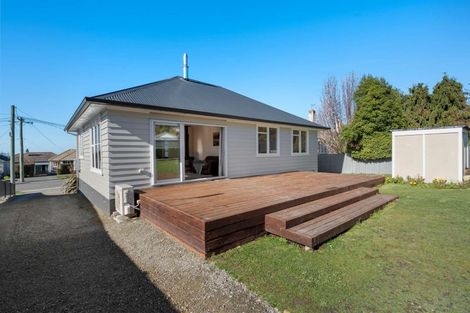 Photo of property in 16 Mclean Street, Oamaru North, Oamaru, 9400