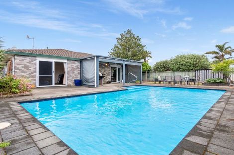 Photo of property in 33 Aldermen Avenue, Papamoa Beach, Papamoa, 3118