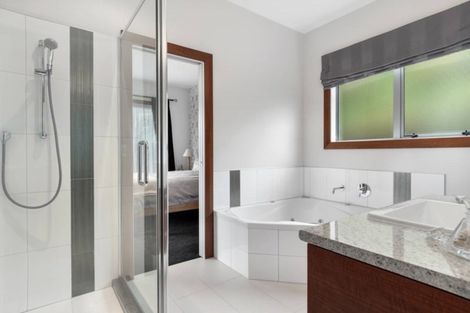 Photo of property in 17 Haden Place, Omokoroa, 3114