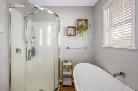 Photo of property in 5 Dunn Street, Wainuiomata, Lower Hutt, 5014