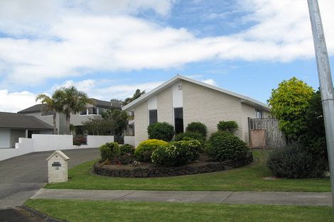 Photo of property in 10 Tytus Place, Conifer Grove, Takanini, 2112