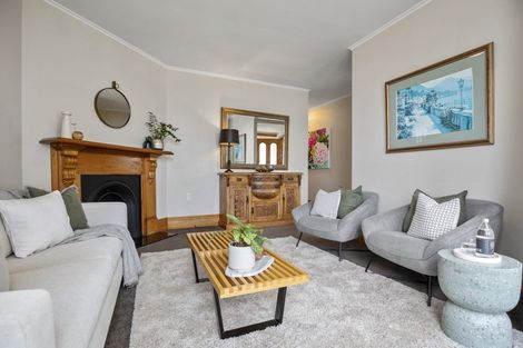 Photo of property in 5 Huia Street, Devonport, Auckland, 0624