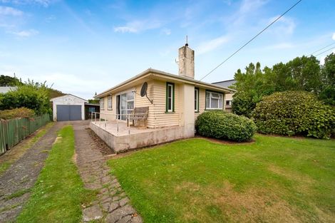 Photo of property in 16 Grey Street, Hawera, 4610