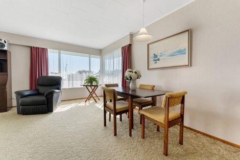 Photo of property in 2 Carver Place, Lynmouth, New Plymouth, 4310