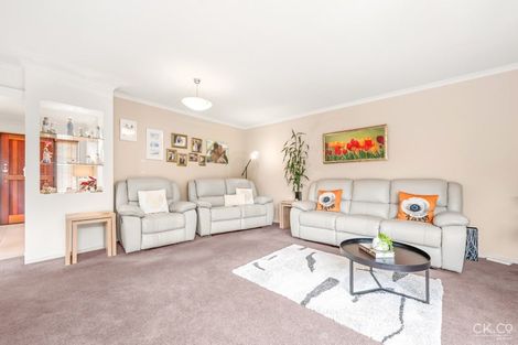Photo of property in 20 Garrett Place, Riverstone Terraces, Upper Hutt, 5018