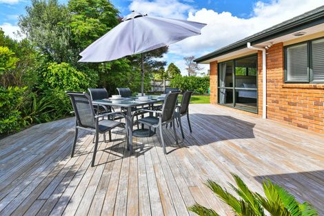Photo of property in 28 Blackwood Drive, Wattle Downs, Auckland, 2103