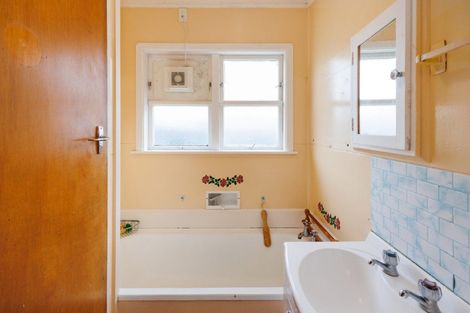 Photo of property in 30 Mccorkindale Street, Feilding, 4702