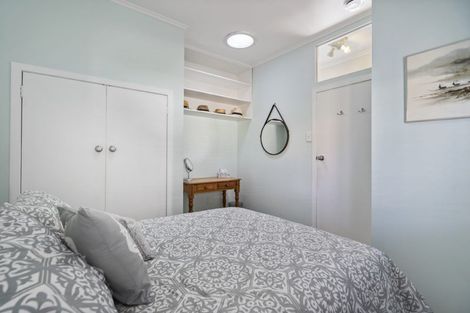 Photo of property in 1/58 Eversleigh Road, Belmont, Auckland, 0622