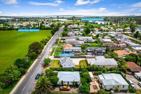 Photo of property in 61 Archibald Road, Kelston, Auckland, 0602