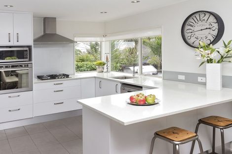 Photo of property in 2/4 Limerick Place, Dannemora, Auckland, 2016