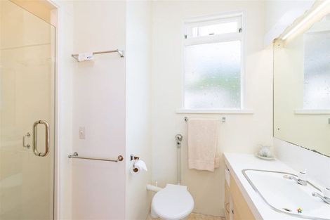 Photo of property in 43 Wai-iti Crescent, Woburn, Lower Hutt, 5010