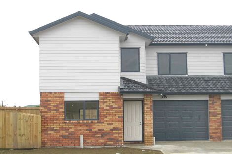 Photo of property in 8b Charlenne Close, Ranui, Auckland, 0612